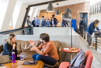 advantages of employee benefits