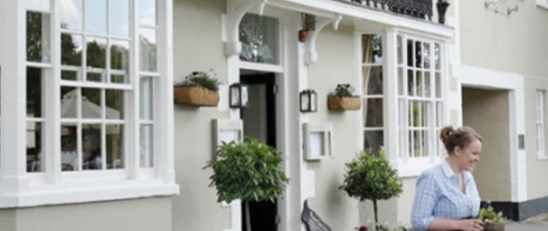 Peach Pubs The Fleece