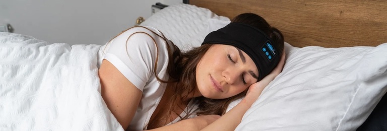 person using snoozeband