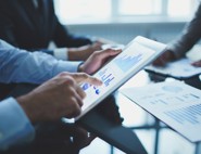 Scaling business financial management software on iPad