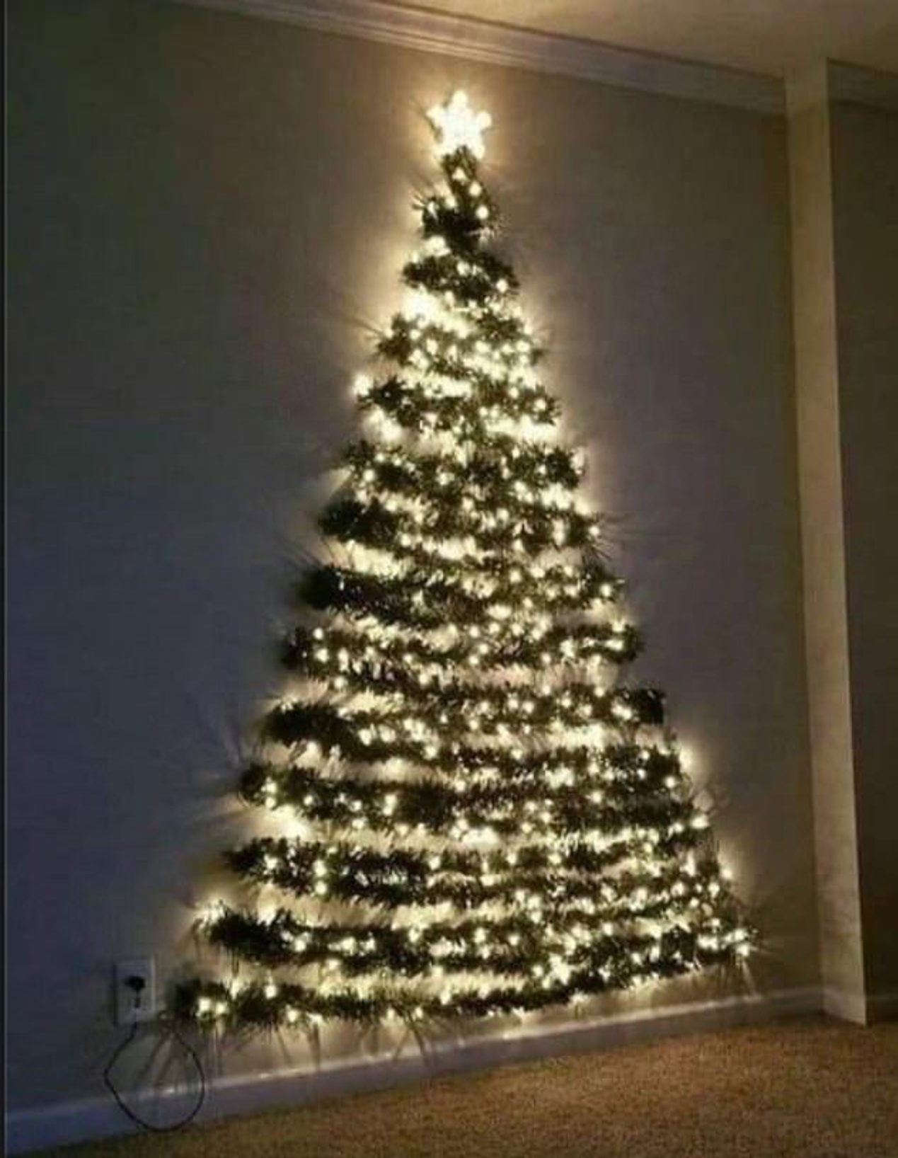12 fun office Christmas decorations Access Engage Blog